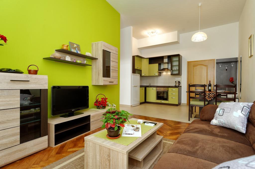 Apartment Eliana *